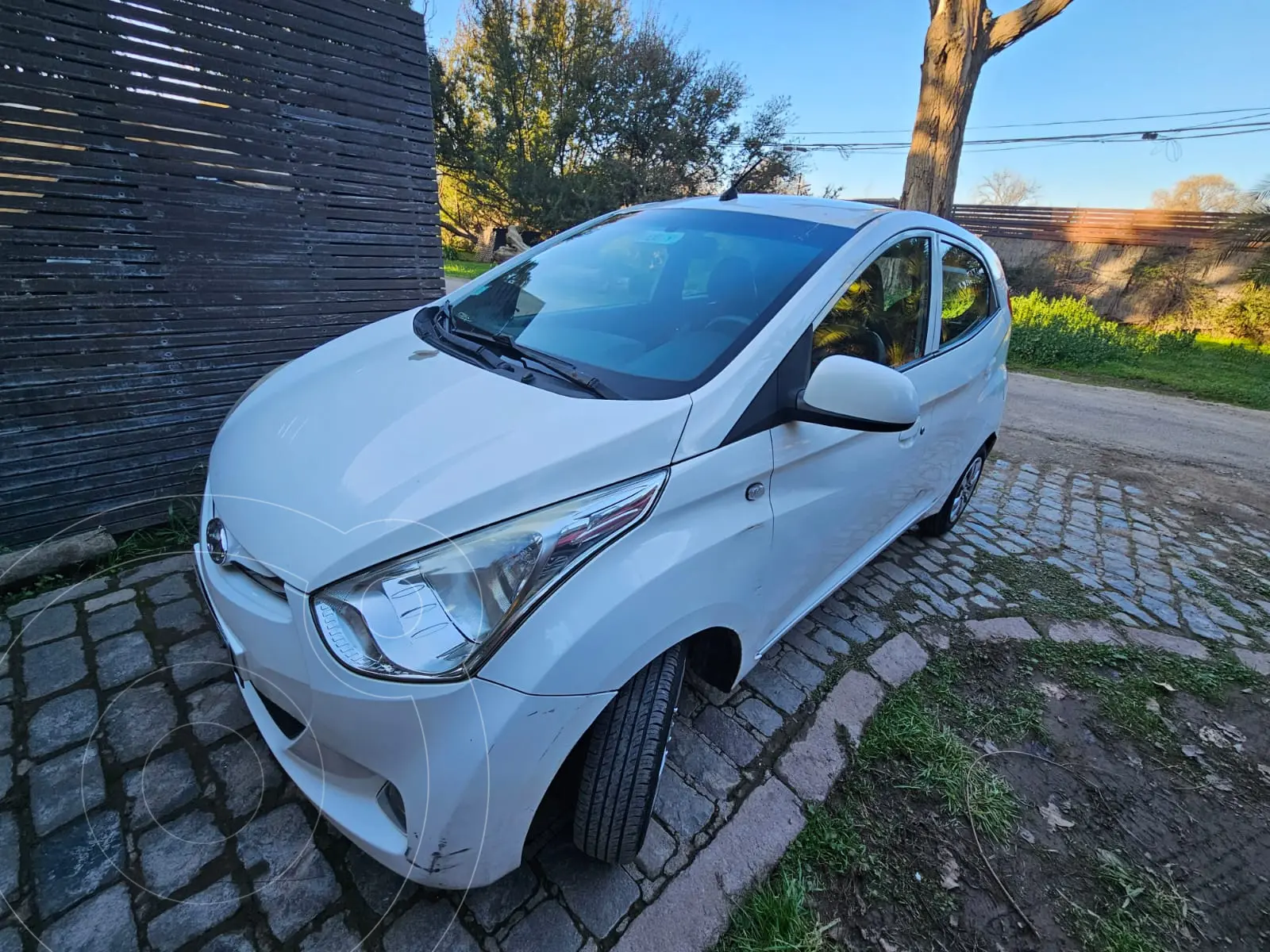 Hyundai Eon GLS