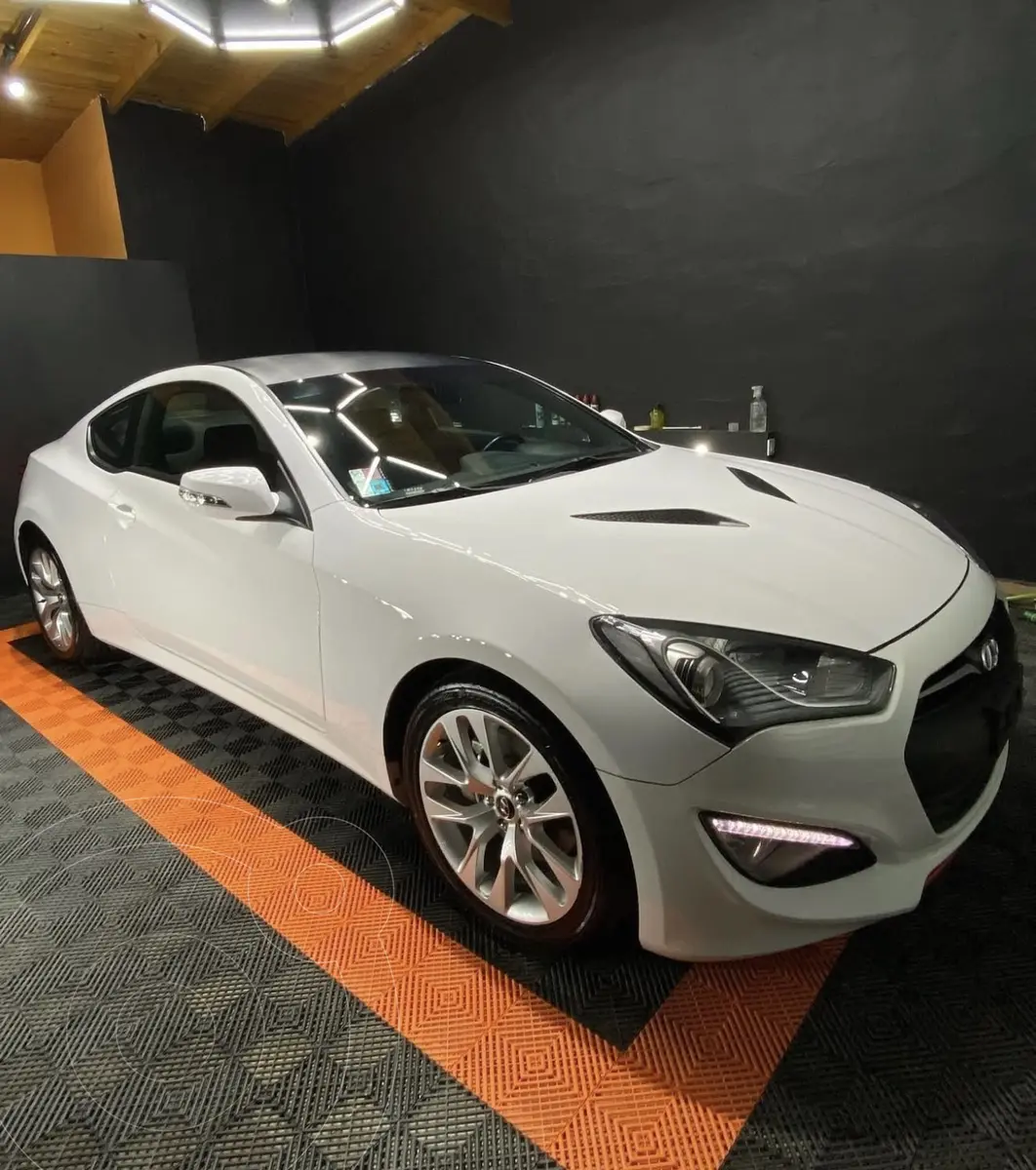 Hyundai Genesis Coupé 2.0 T