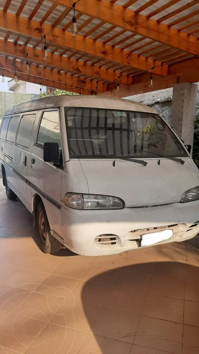 Hyundai H-100 Furgón 2.5L