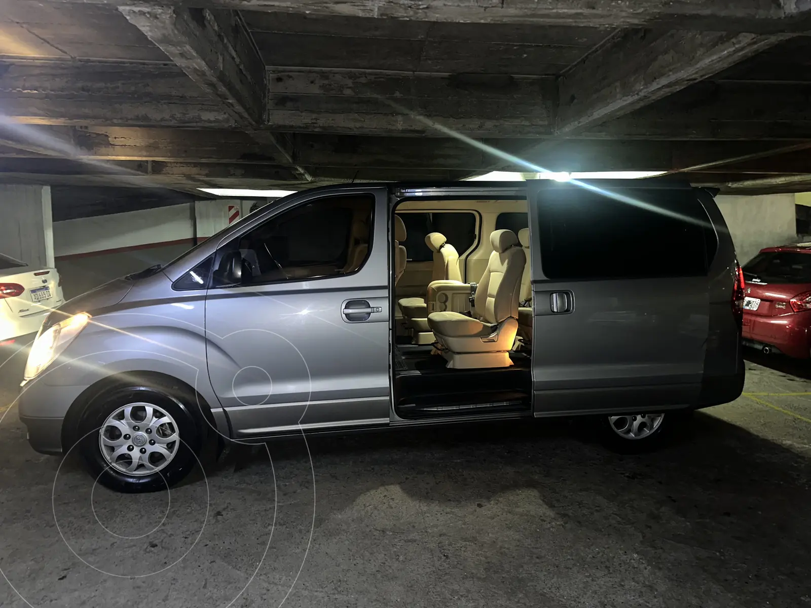 Hyundai H1 Premium