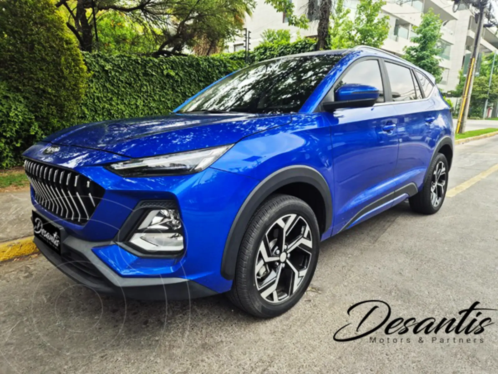 JAC JS8 1.5L Luxury SE