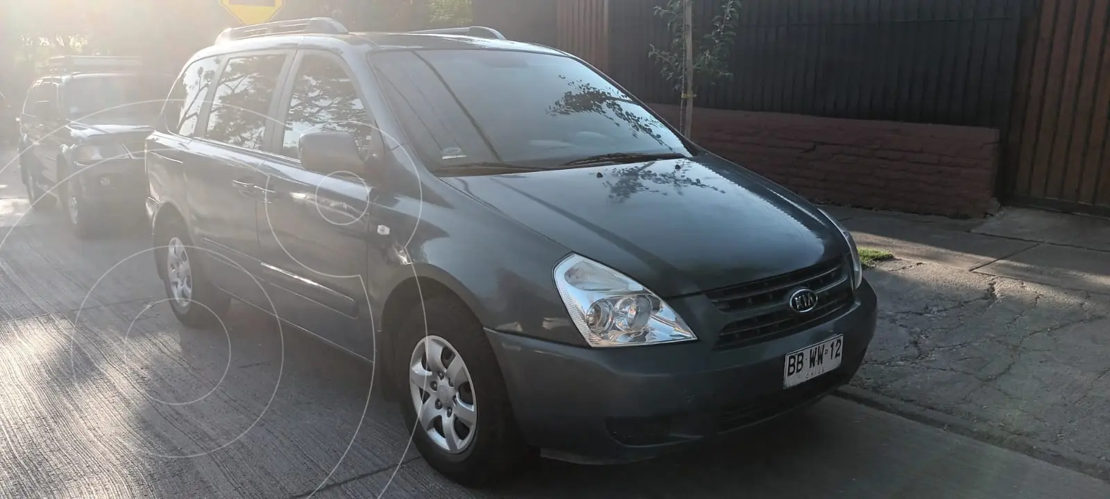 Kia Carnival LX 2.7L Plus