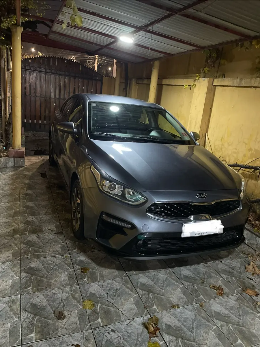 Kia Cerato EX 1.6L 6MT AC ABS