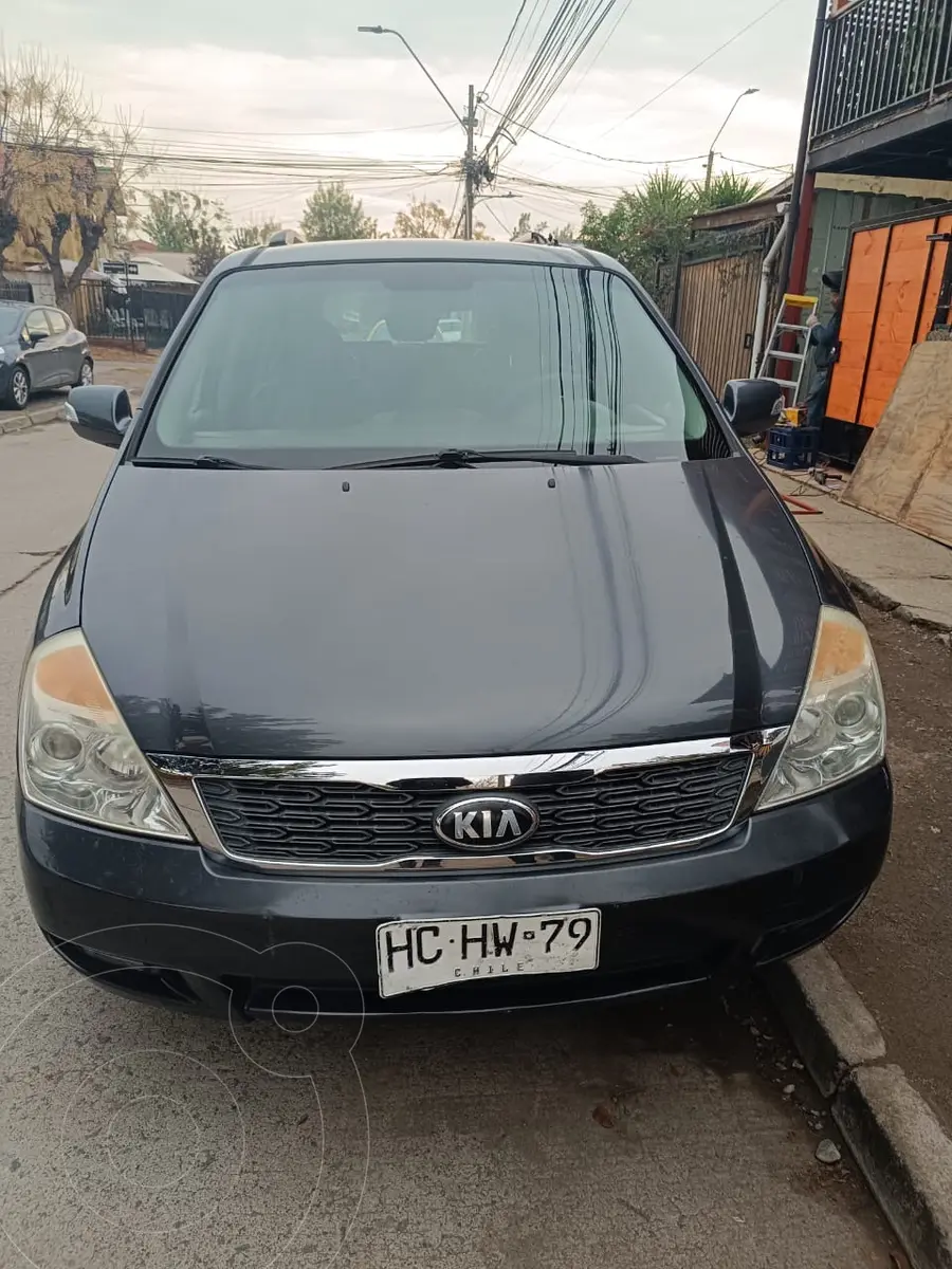 Kia Grand Carnival 2.2L EX DSL Aut Full