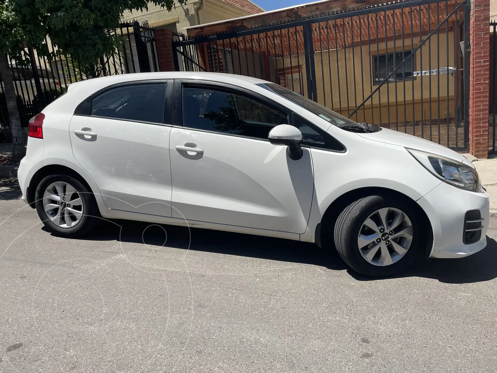 Kia Rio 5 1.4L EX