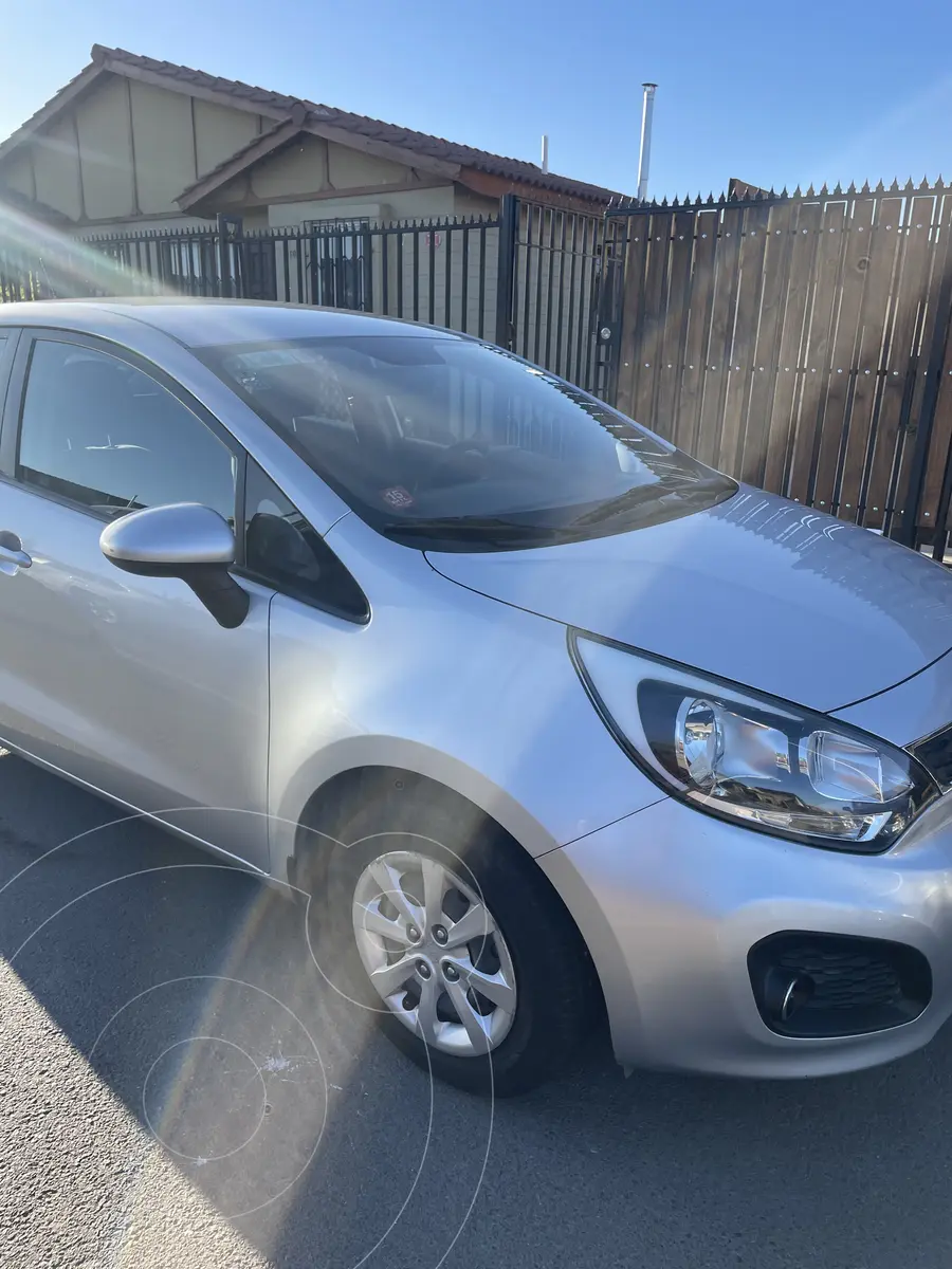 Kia Rio 5 1.4L EX