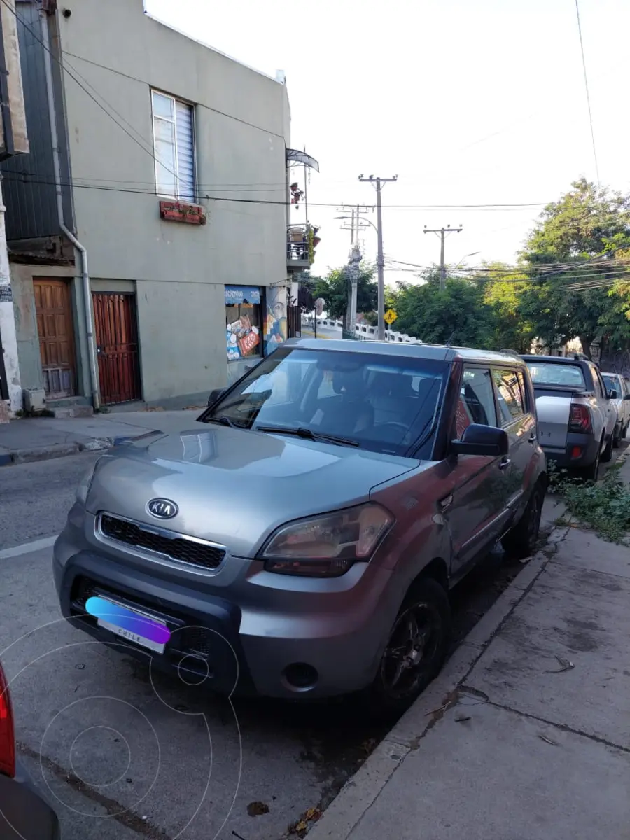 Kia Soul 1.6L EX Bi-Color Silver