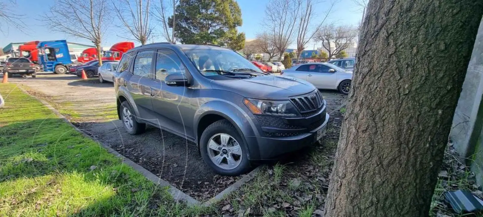 Mahindra XUV 500 2.2L G 4x4 Full