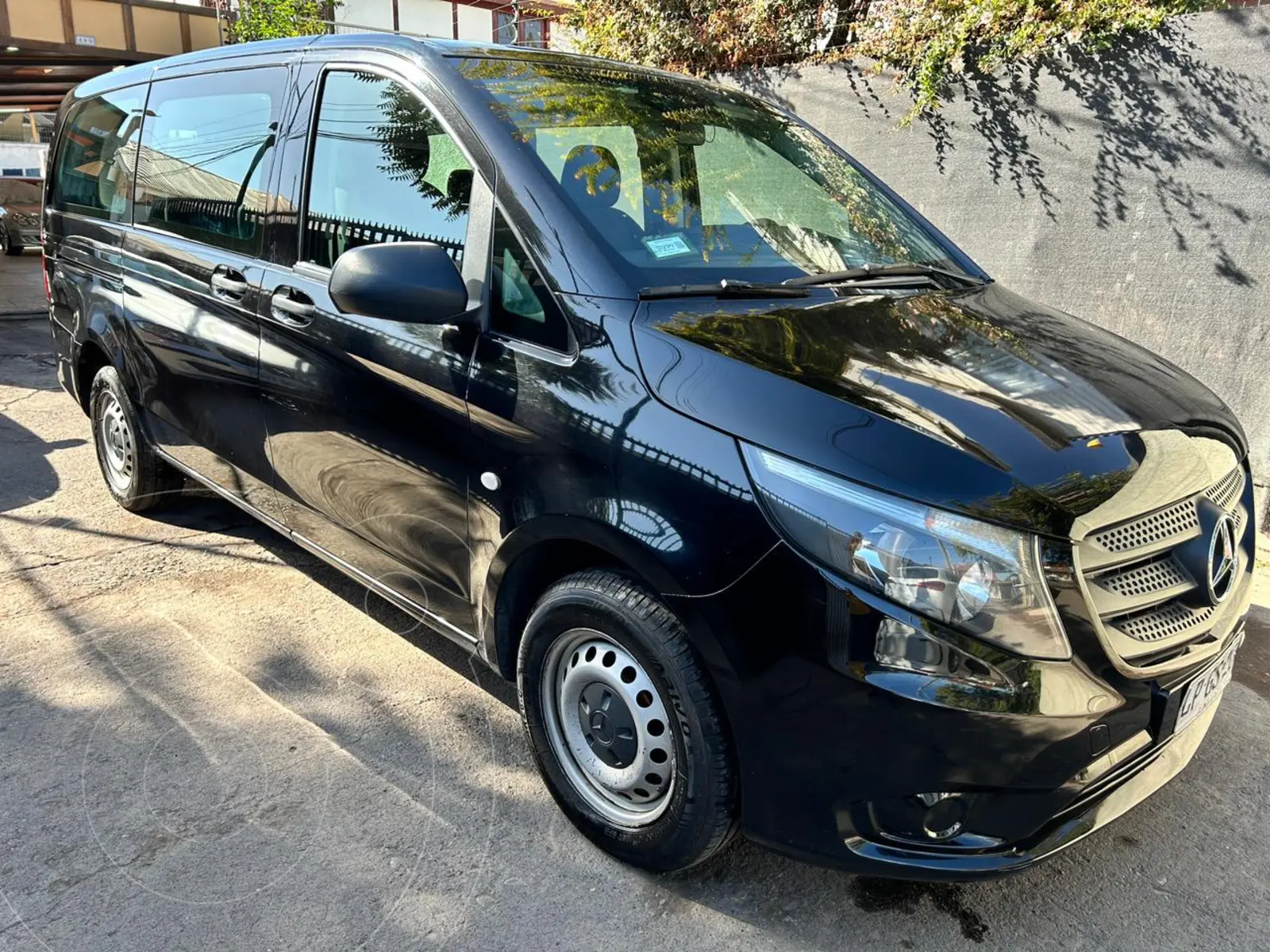 Mercedes Vito 2.1L Tourer 114 10+1