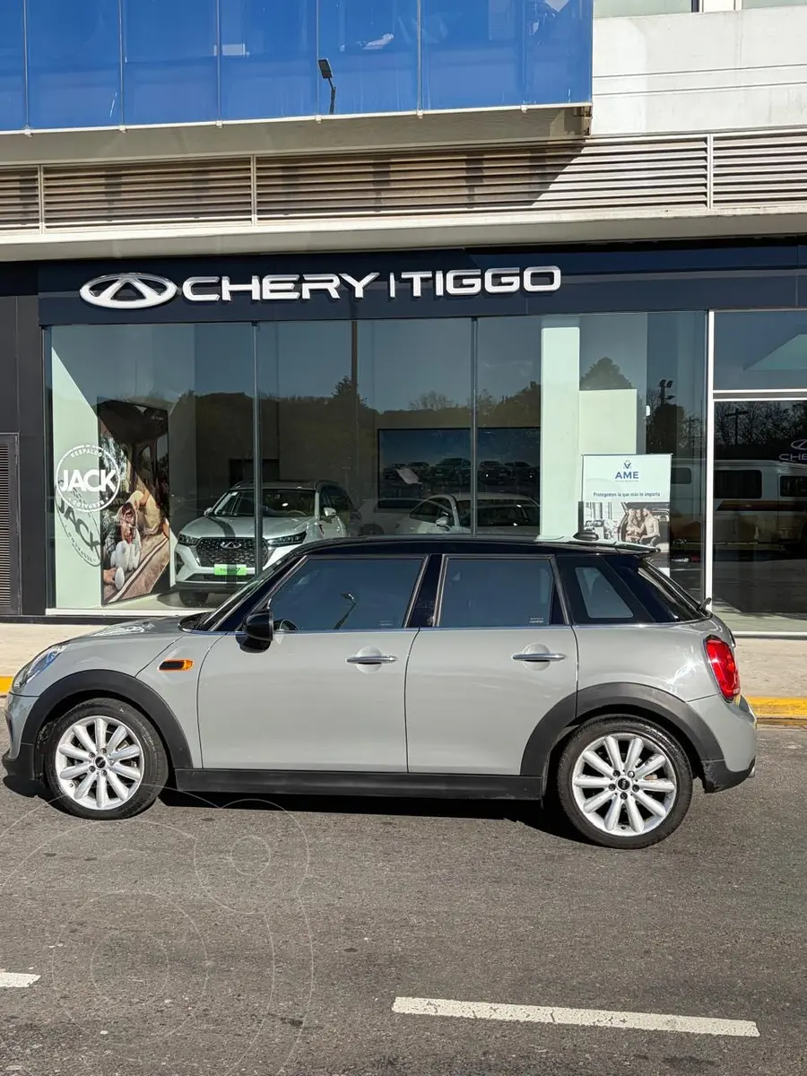 MINI Cooper Pepper