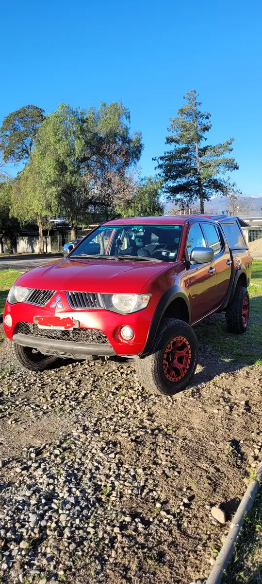 Mitsubishi L-200 2.5 Katana CRT Diésel 4X4