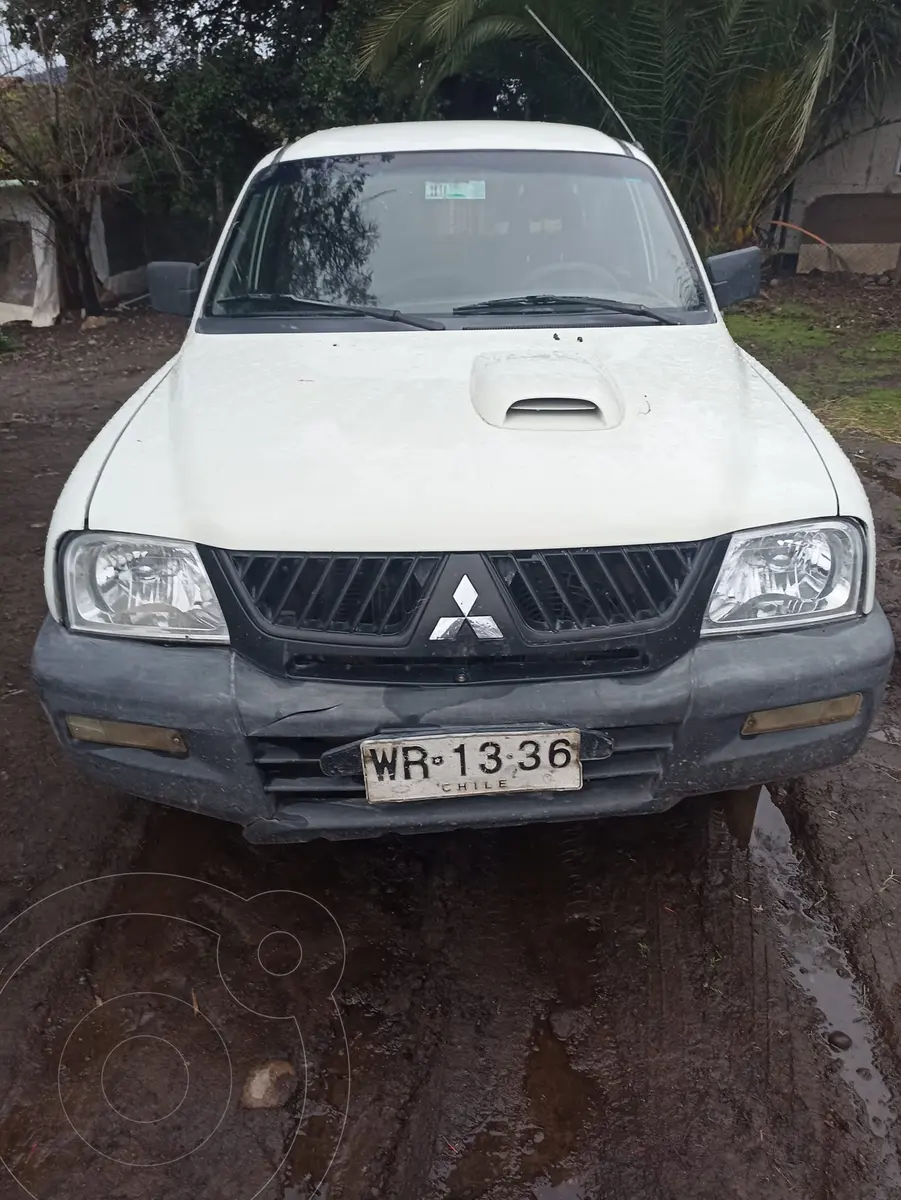 Mitsubishi L-200 2.5 Doble Cabina