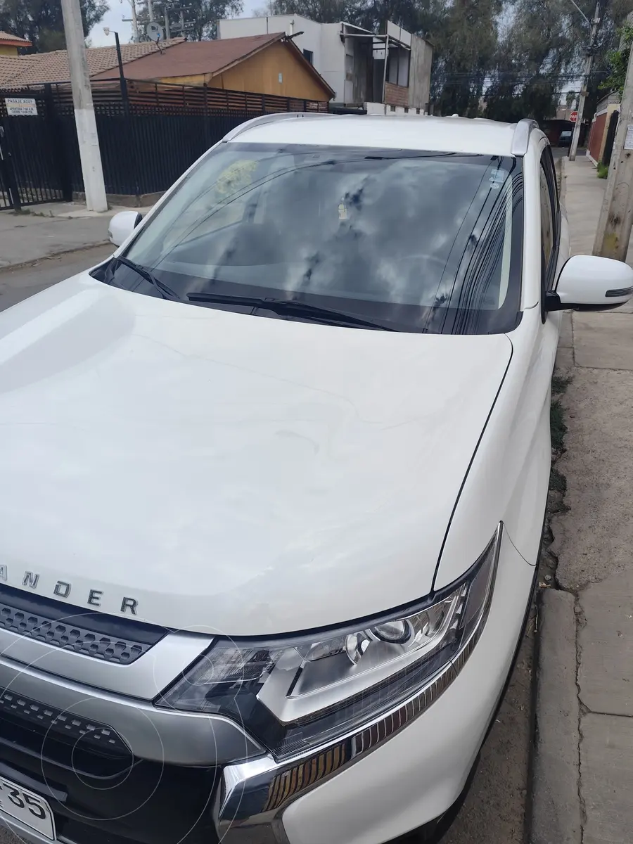 Mitsubishi Outlander 2.0L 4x2