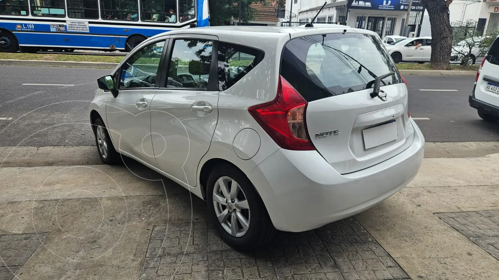 Miniatura 10