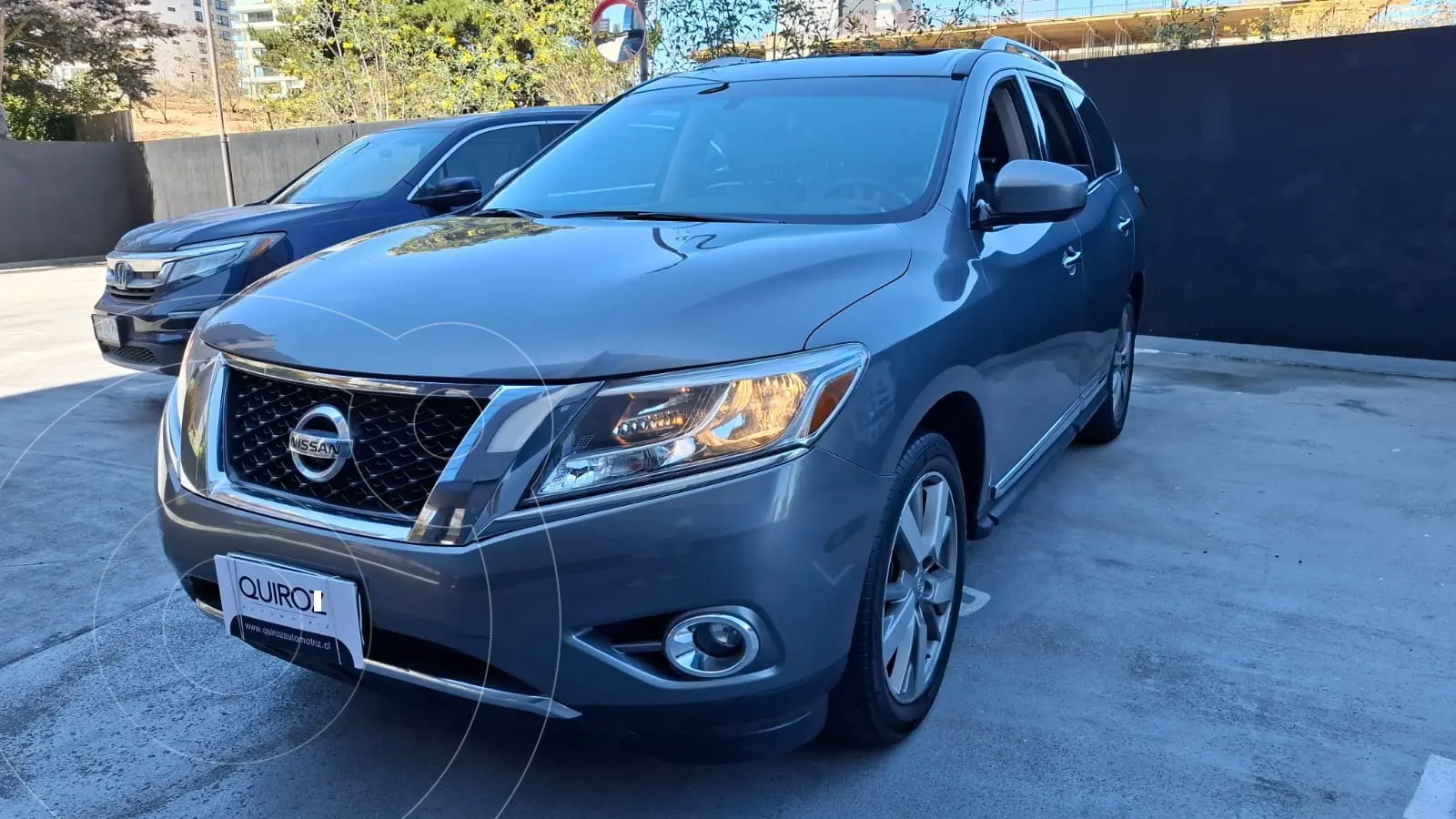 Nissan Pathfinder 3.5L Advance 4x4