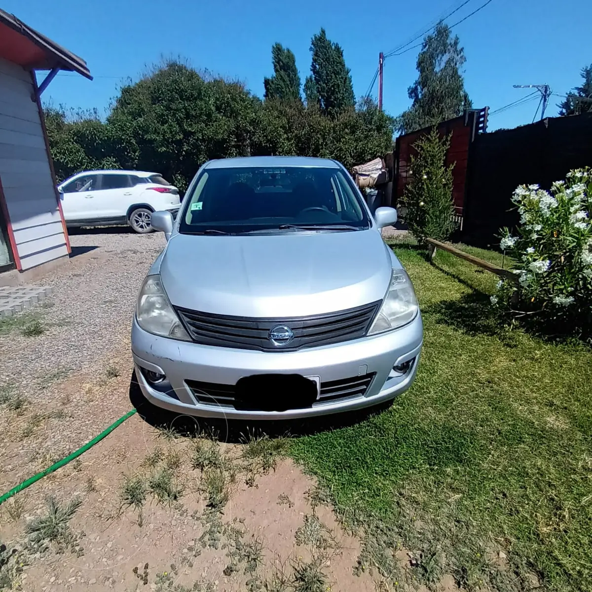 Nissan Tiida Sedán S 1.6