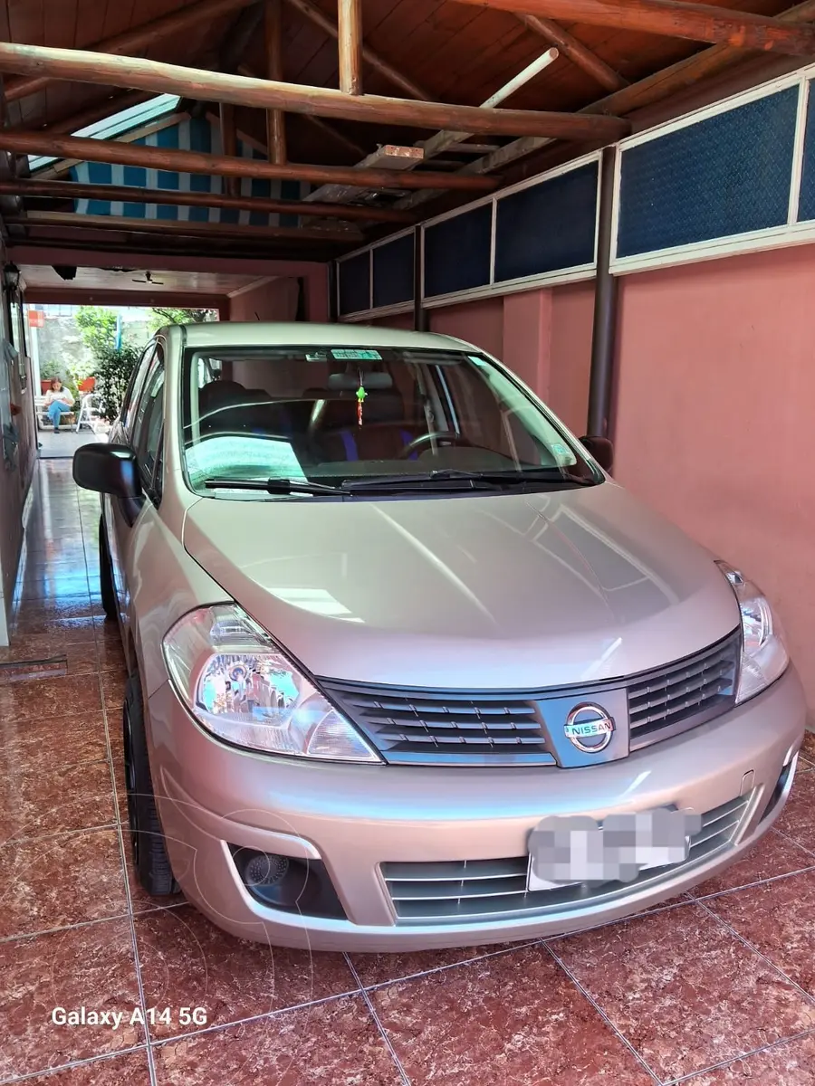 Nissan Tiida Sedán S 1.6