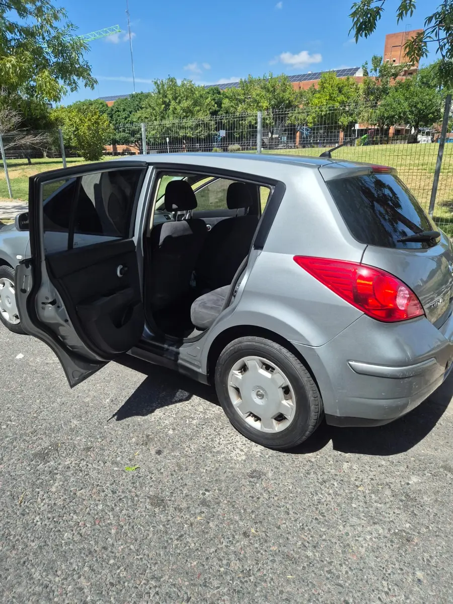 Miniatura 8