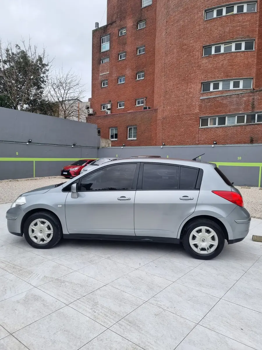 Miniatura 8
