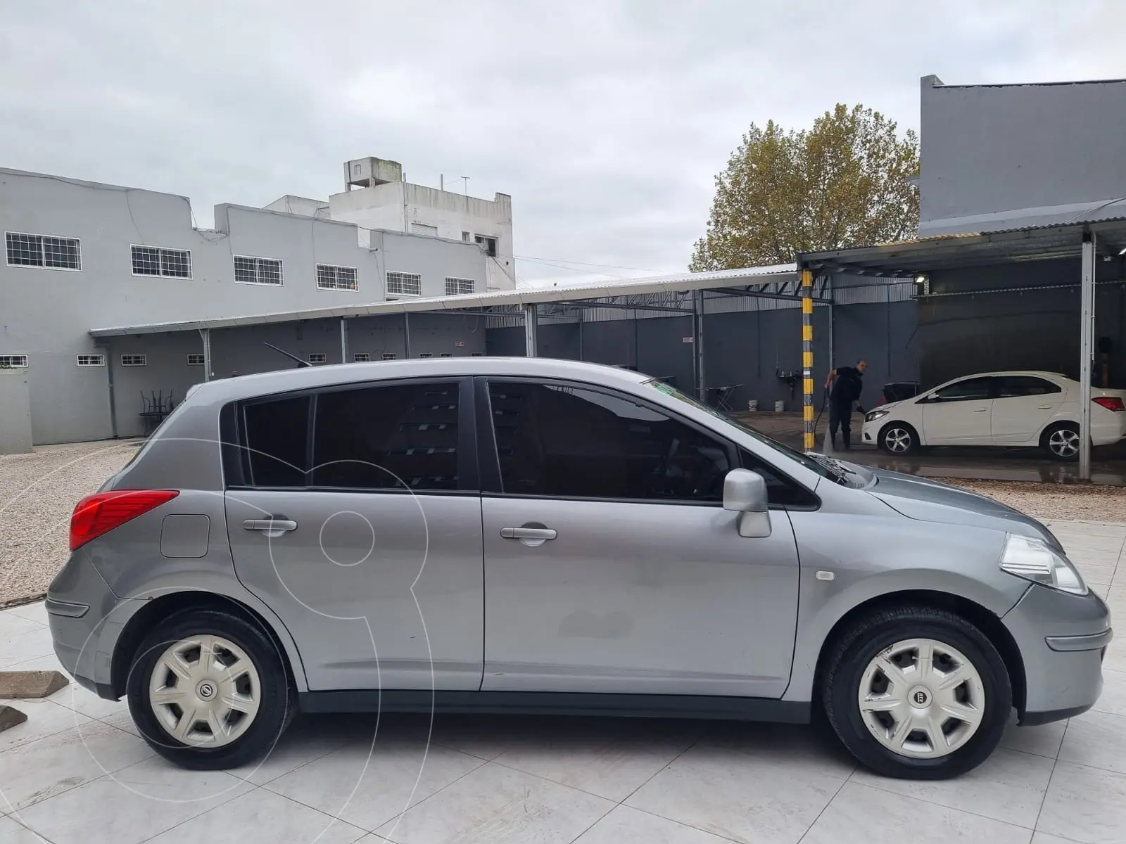 Miniatura 7