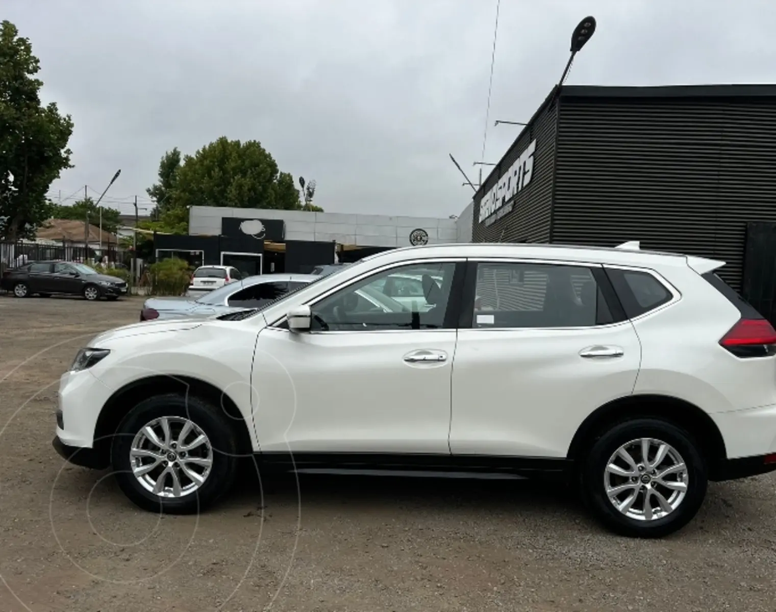 Nissan X-Trail 2.5L Sense 2Row 4x2