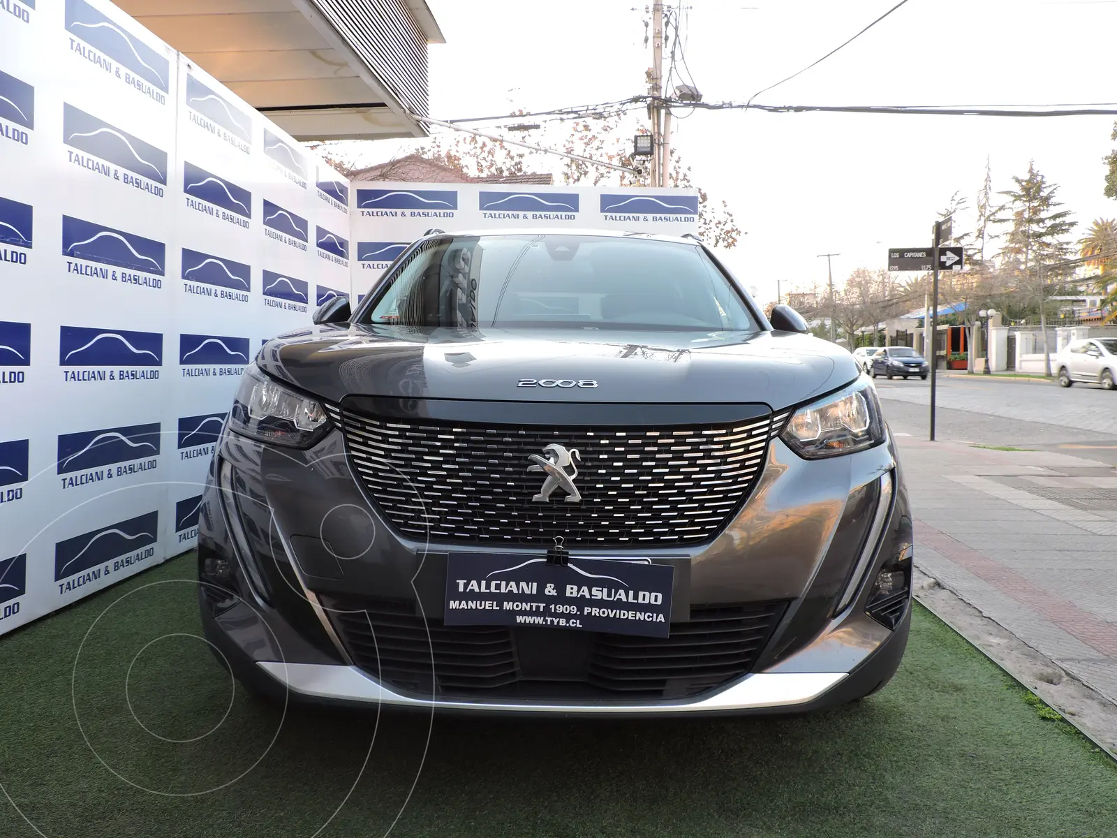 Peugeot 2008 1.2L Premiere Puretech 130HP