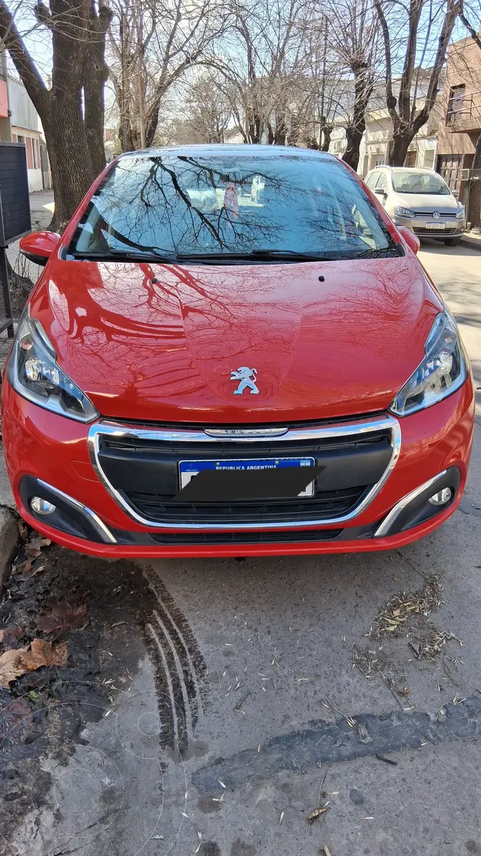 Peugeot 208 Allure