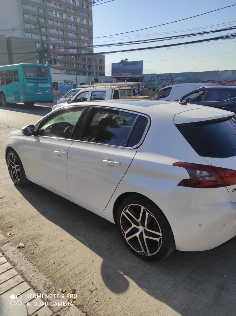 Peugeot 308 1.5L Feline BlueHDi 130HP