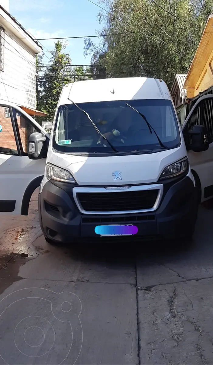 Peugeot Boxer 2.0L Furgón L3H2