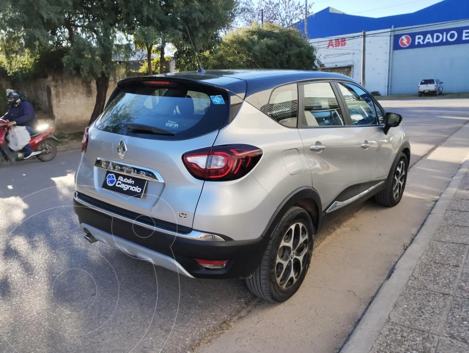 Miniatura 10