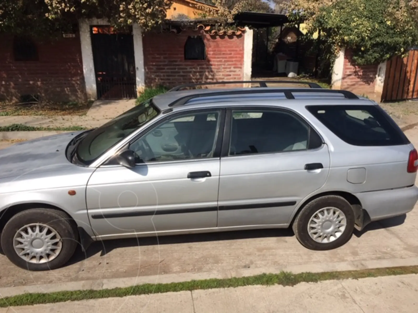 Suzuki Baleno Station 1,6 GLX