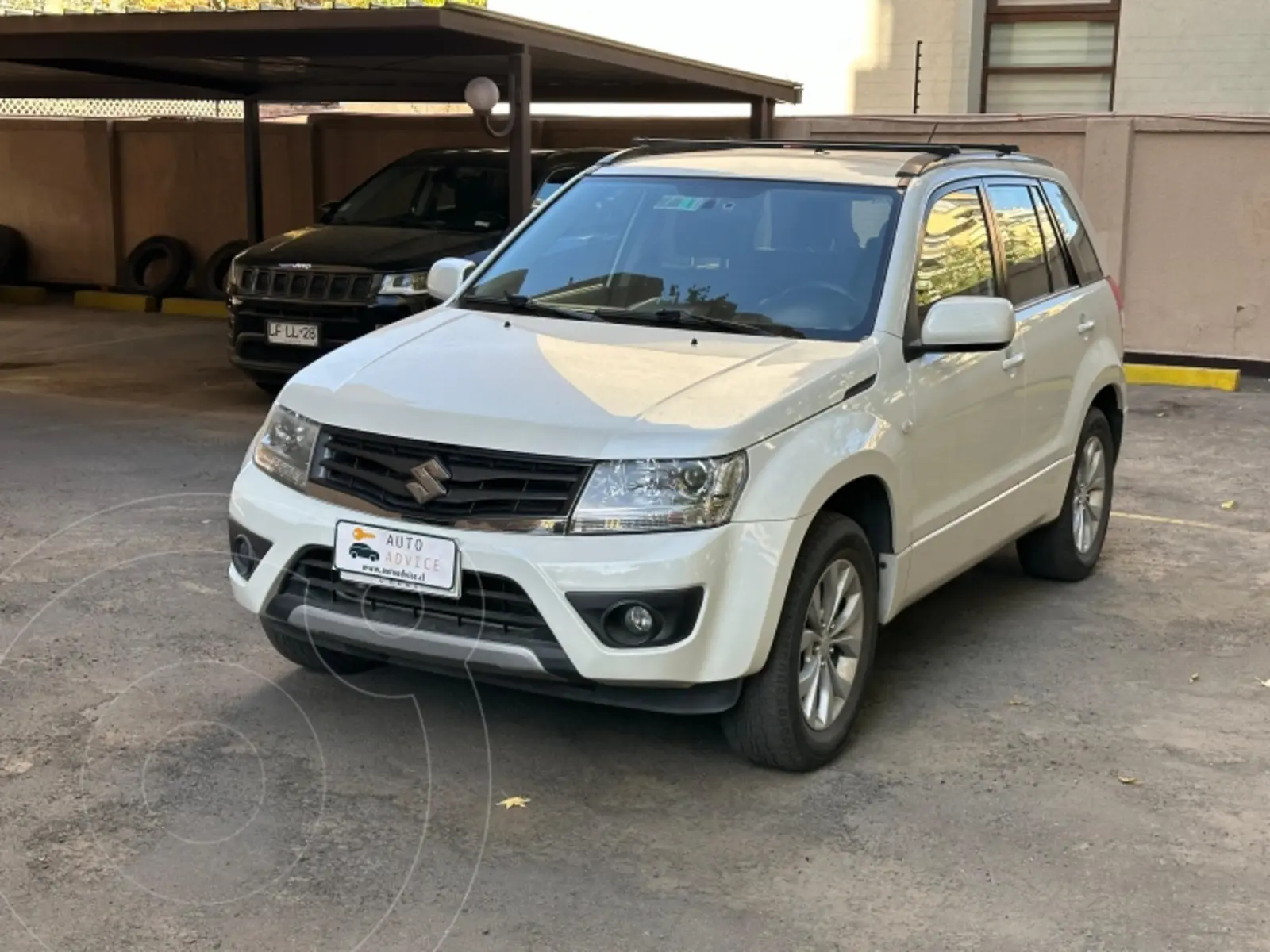 Suzuki Grand Nómade 2.4L GLX Sport 2WD