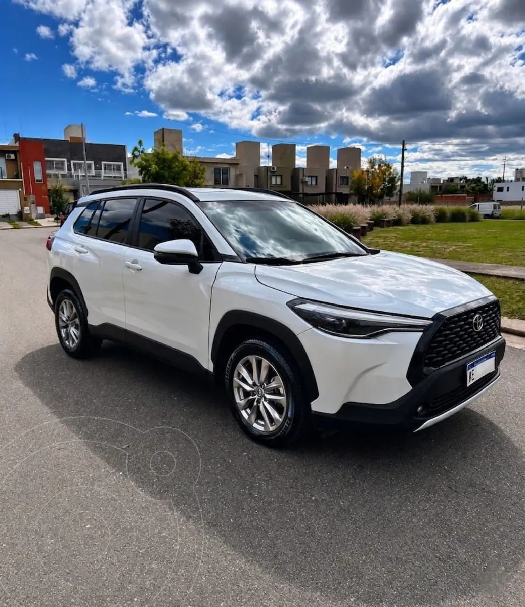 Toyota Corolla Cross XEI