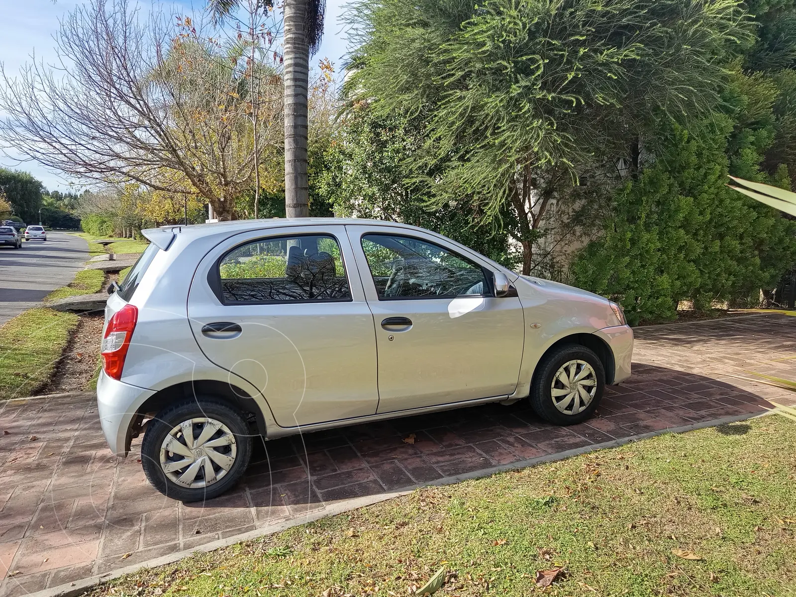 Miniatura 3