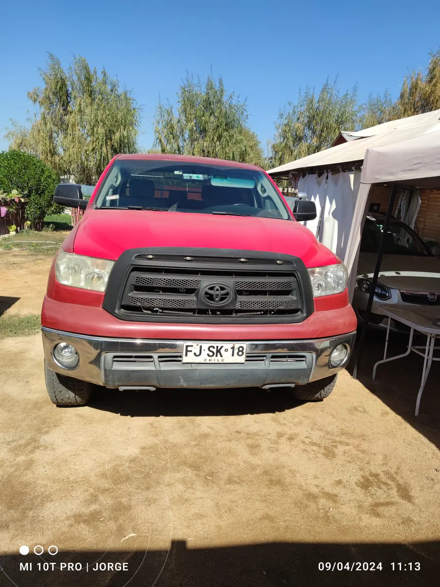 Toyota Tundra 4x2 DLX