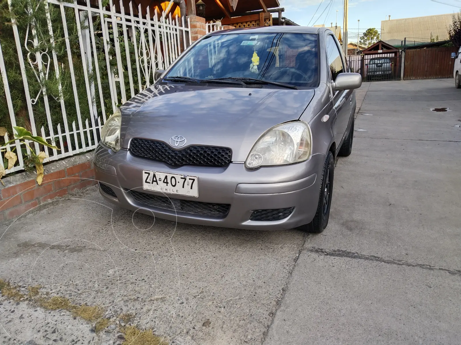 Toyota Yaris Sport 1.3 XLi 3P