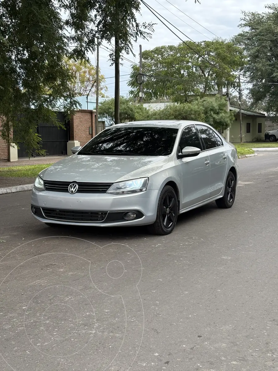 Volkswagen Vento 2.5 FSI Luxury Tiptronic (170Cv)