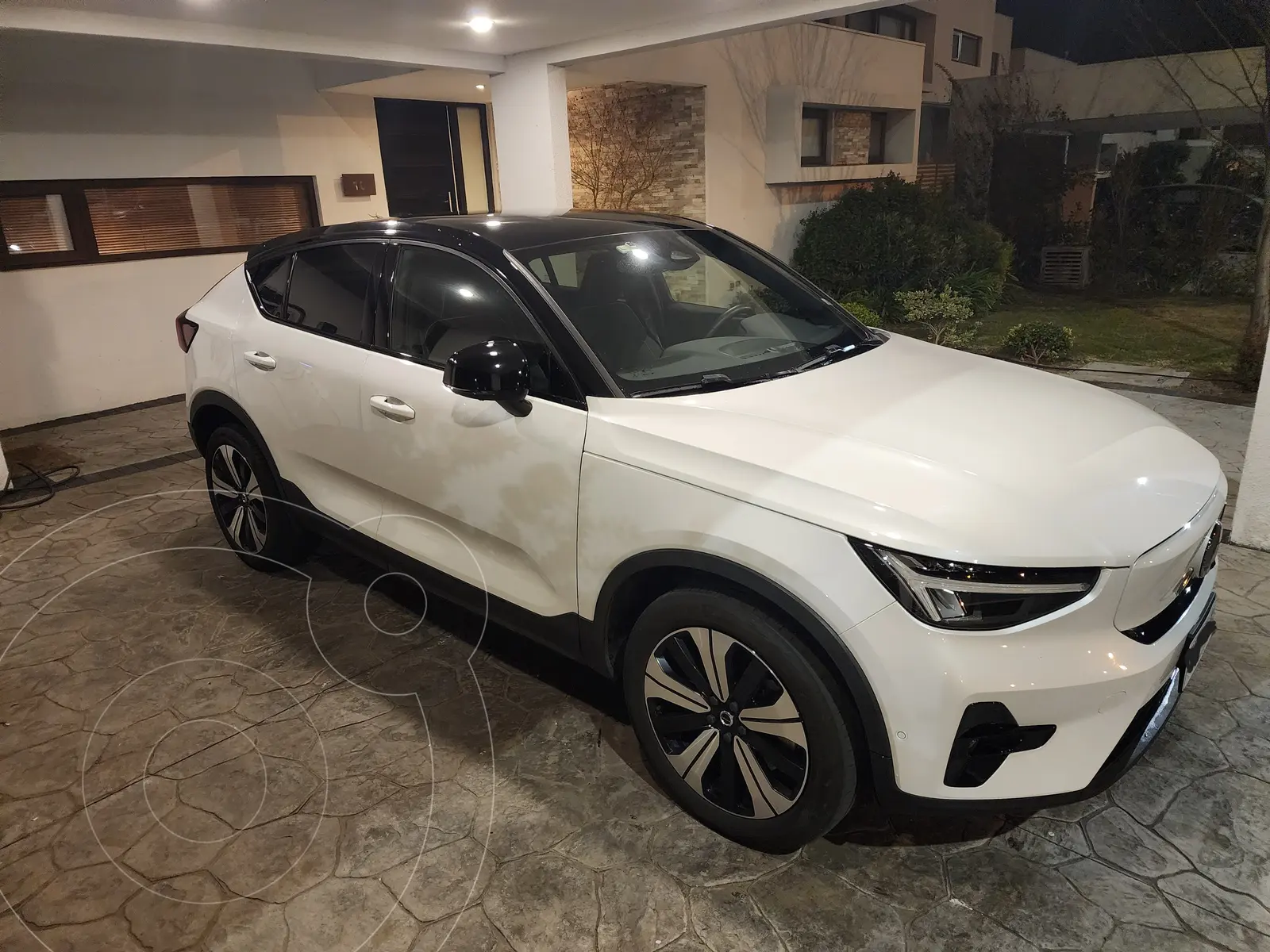 Volvo C40 Recharge P8 Electric
