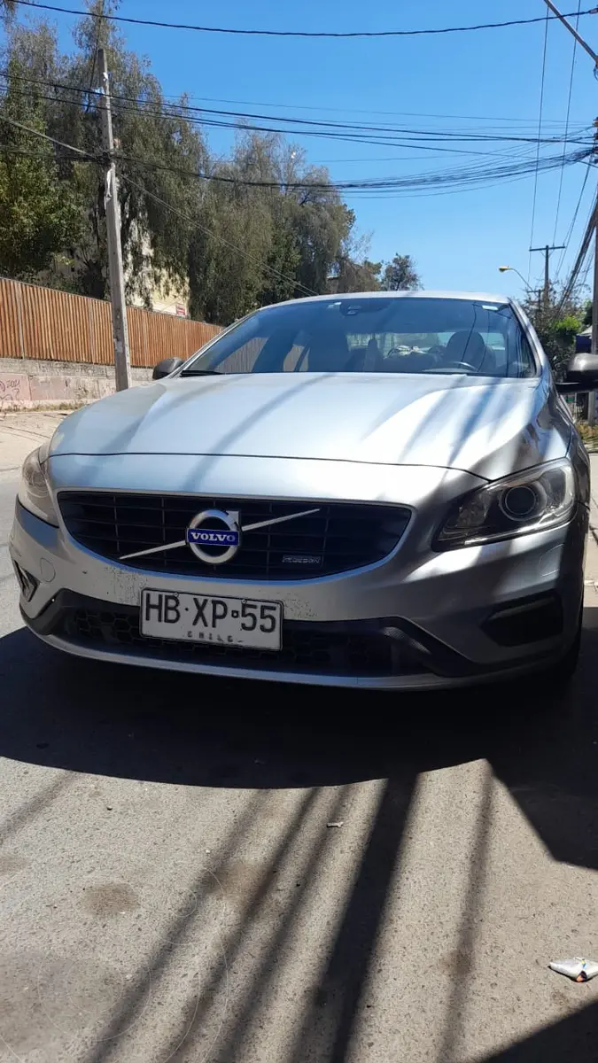 Volvo S60 2.0L T5 R-Desing