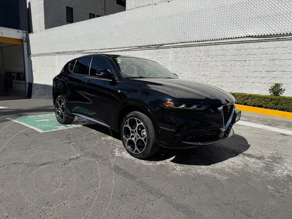 foto Alfa Romeo Tonale Ti usado (2024) color Negro precio $779,500