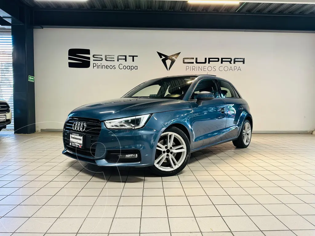 foto Audi A1 Sportback Ego S-Tronic usado (2016) color Azul Cúmulo precio $259,999