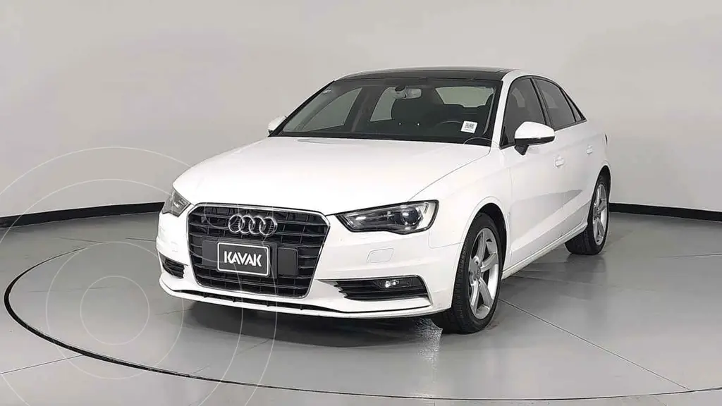foto Audi A3 Sedán Sedán 1.4L Attraction Aut usado (2016) color Blanco precio $327,999