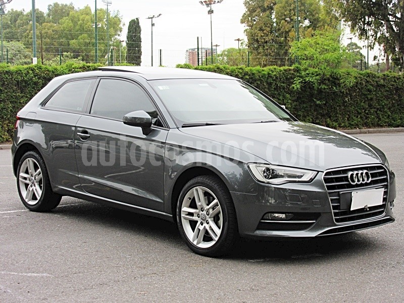 foto Audi A3 1.8 3P T FSI S-Tronic usado