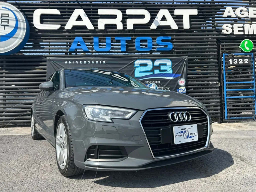 foto Audi A3 1.4L Dynamic usado (2019) color Gris precio $299,000