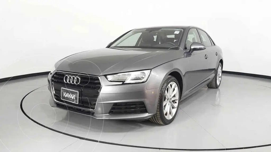 foto Audi A4 2.0 T Dynamic (190hp) usado (2018) color Gris precio $465,999