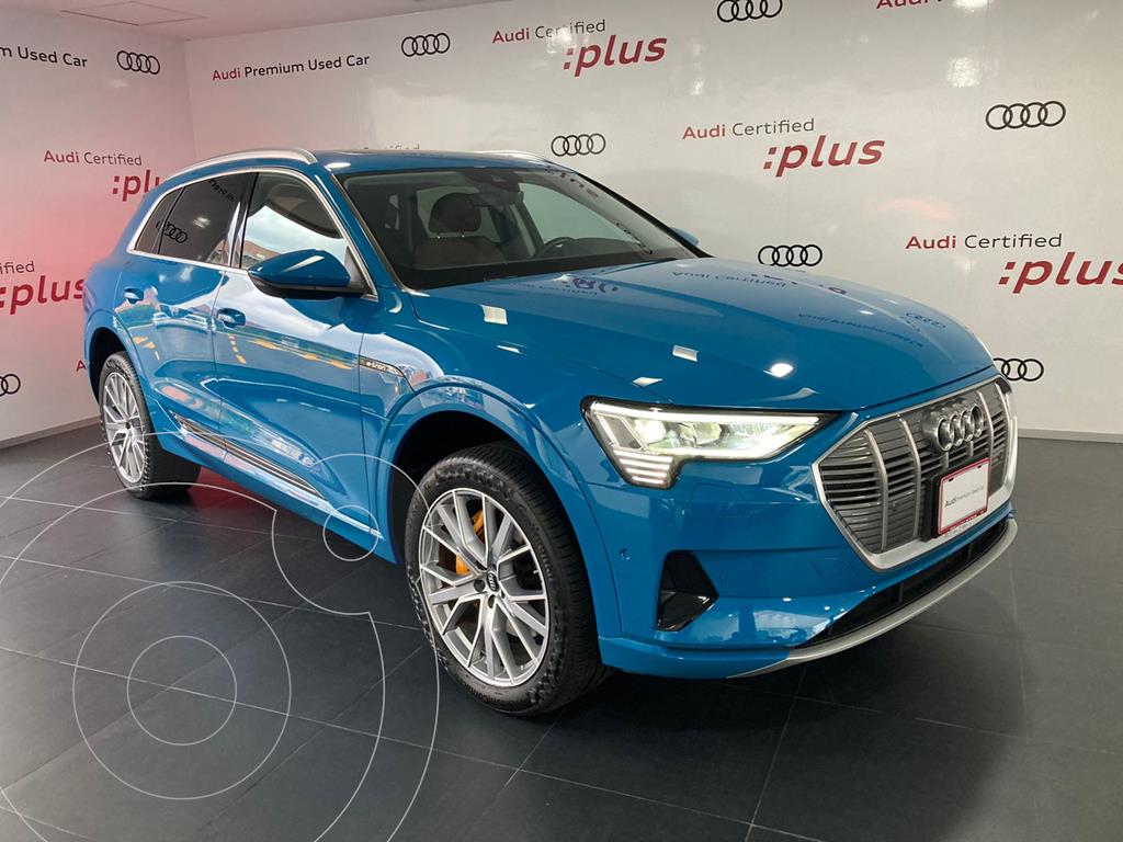 foto Audi e-tron 55 Advanced quattro usado (2021) color Azul precio $1,599,000