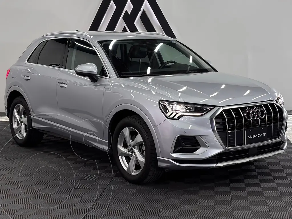 Audi q3 35 tfsi select (2023)