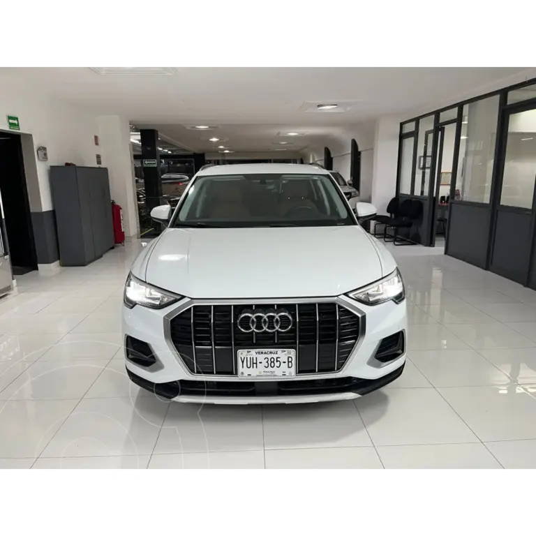 foto Audi Q3 35 TFSI Dynamic usado (2024) color Blanco precio $650,000