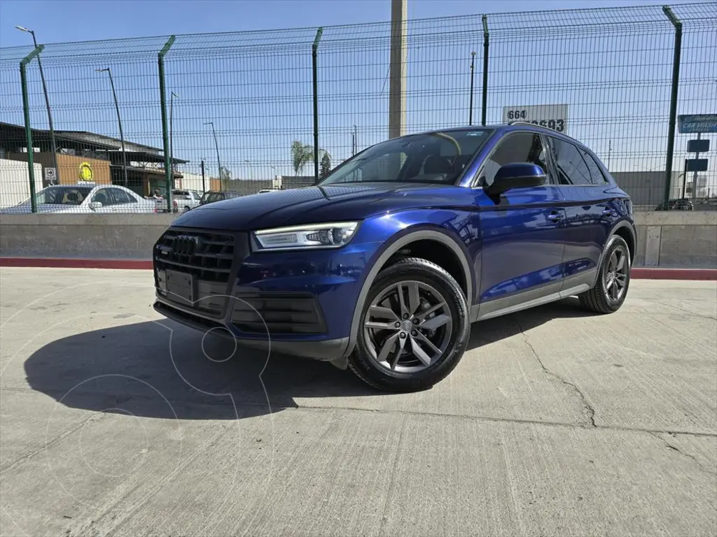 foto Audi Q5 2.0T Dynamic usado (2018) color Azul Marino precio $390,000