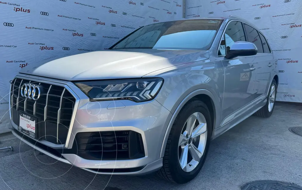 foto Audi Q7 3.0T Select usado (2021) color plateado precio $899,900